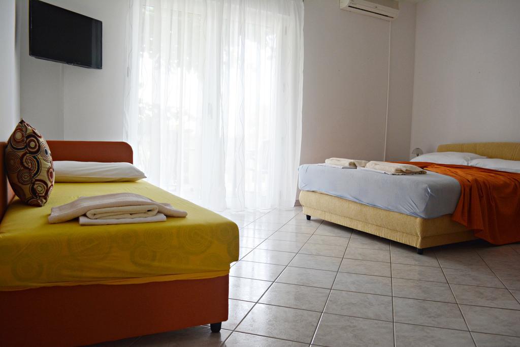 Suz-Ana Appartement Trogir Buitenkant foto